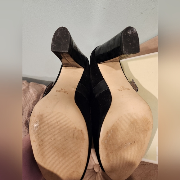 Black Michael Kors Open Toe Heels - Picture 8 of 9